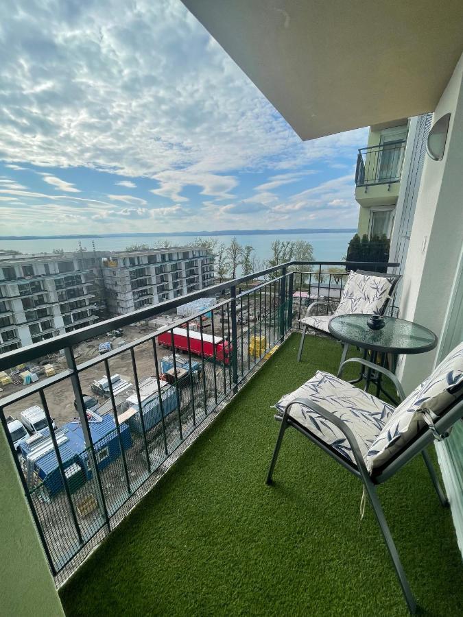 Cadet Holiday Apartman Ezuestpart Сиофок Екстериор снимка