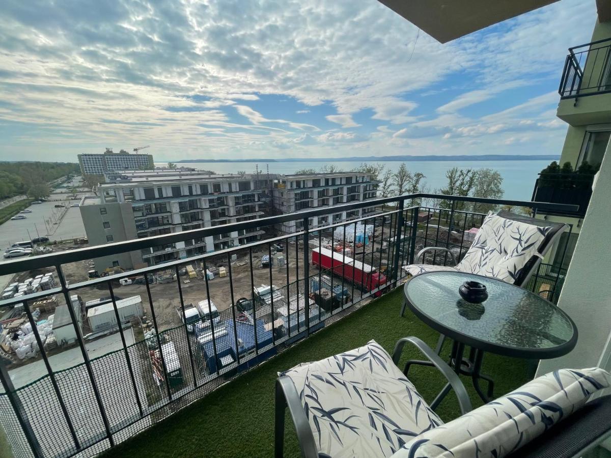 Cadet Holiday Apartman Ezuestpart Сиофок Екстериор снимка